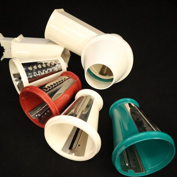 Salad Shooter Parts (11) No motor but the parts are in great shape. - Picture 14 of 16